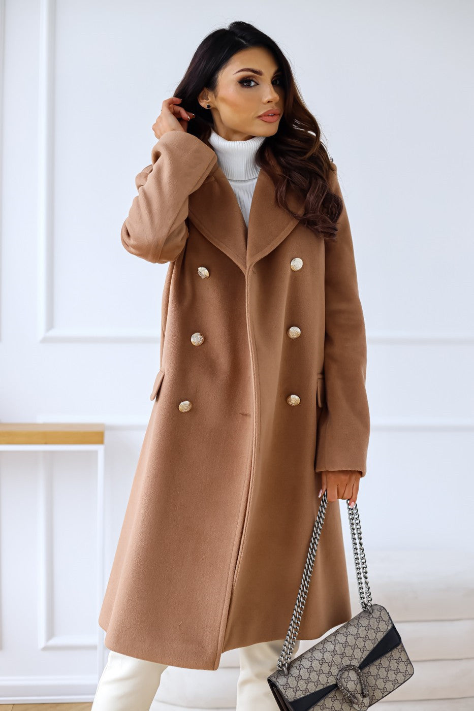 Mid-length buttoned coat for Women