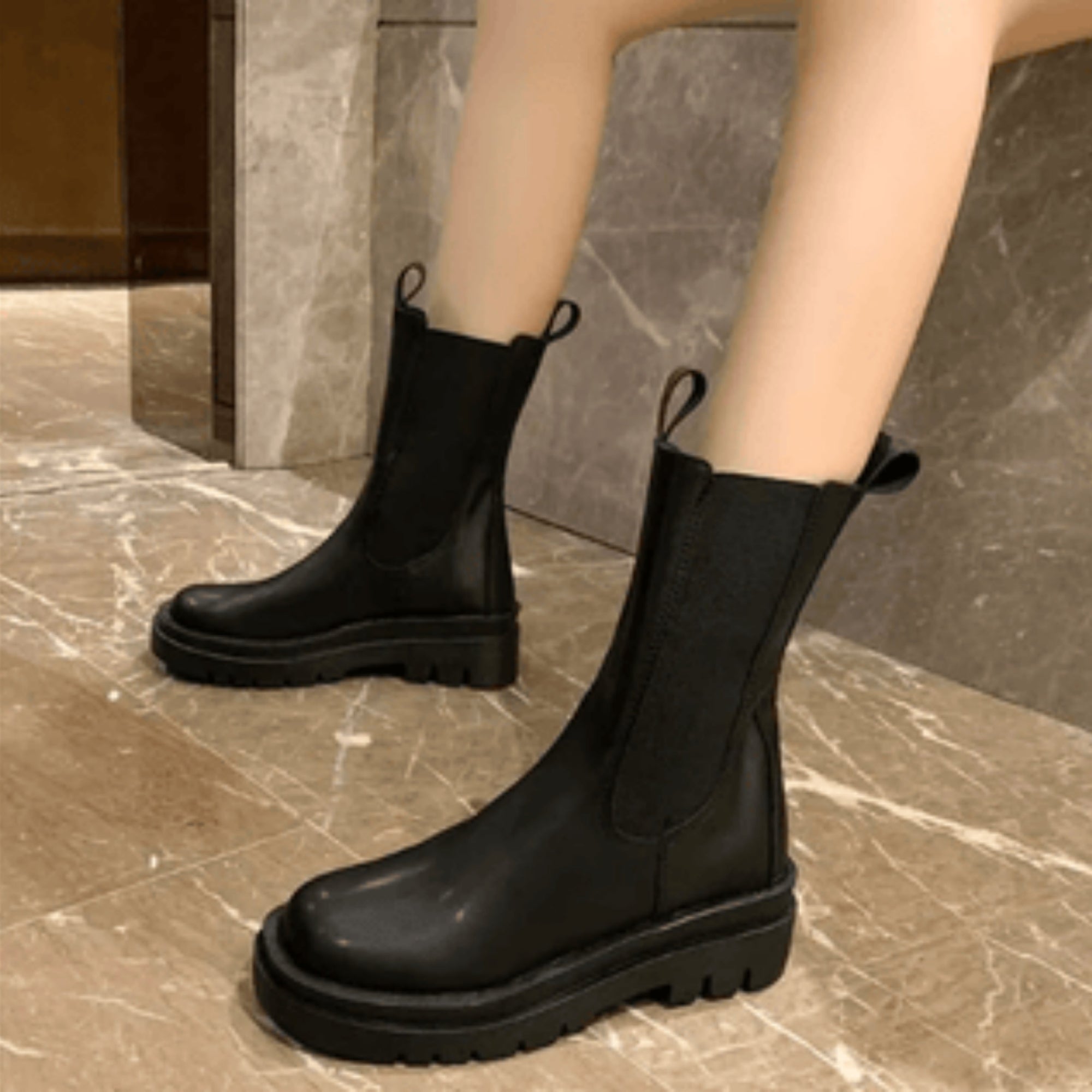 Flat Chelsea Ankle Boots in Faux Leather for Women