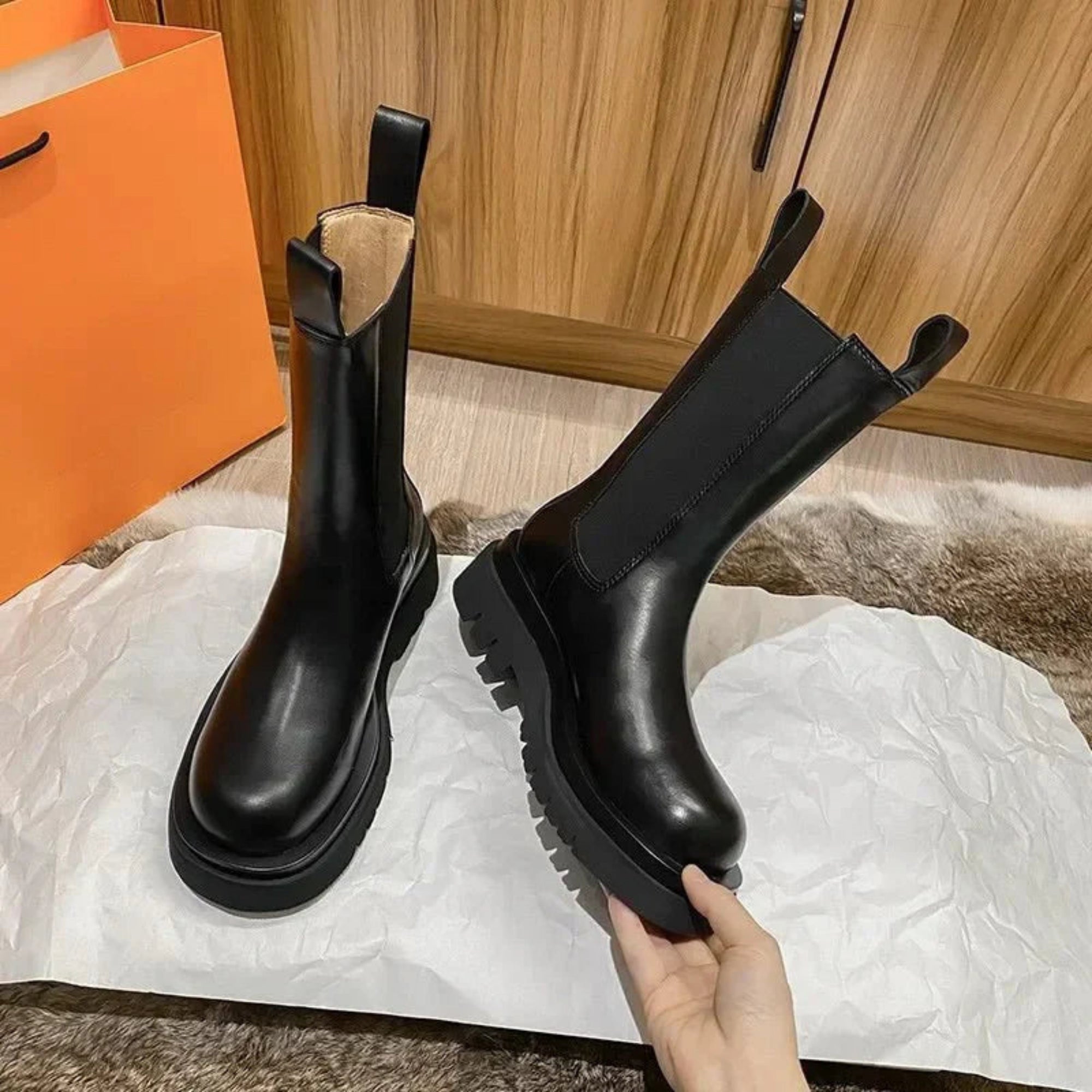 Flat Chelsea Ankle Boots in Faux Leather for Women