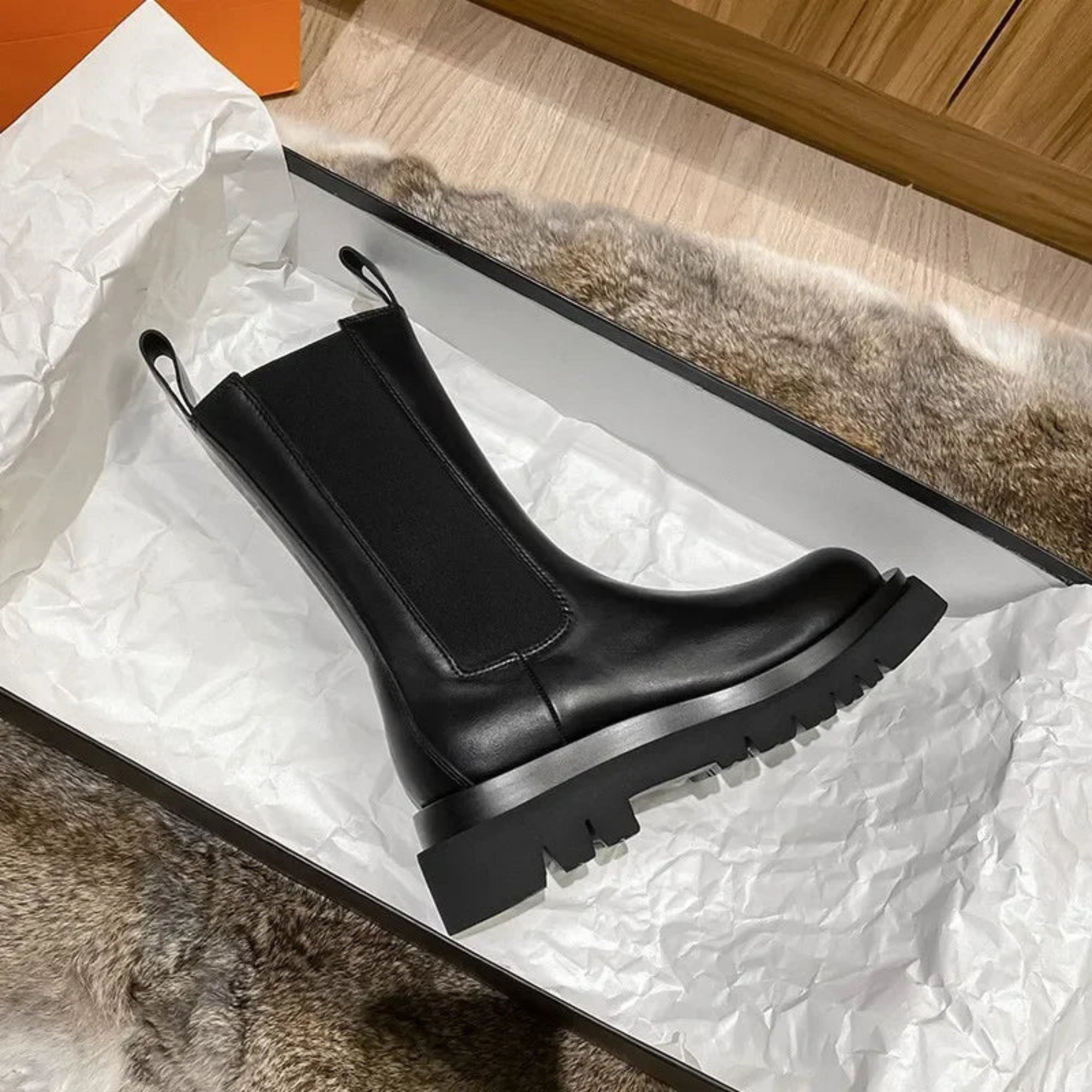 Flat Chelsea Ankle Boots in Faux Leather for Women