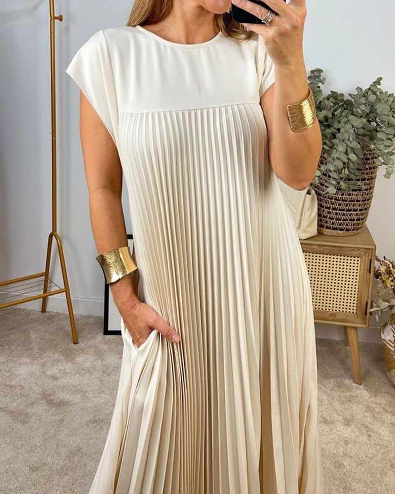 Sleeveless Long Pleated Dress for Women | Ideal for Everyday Wear