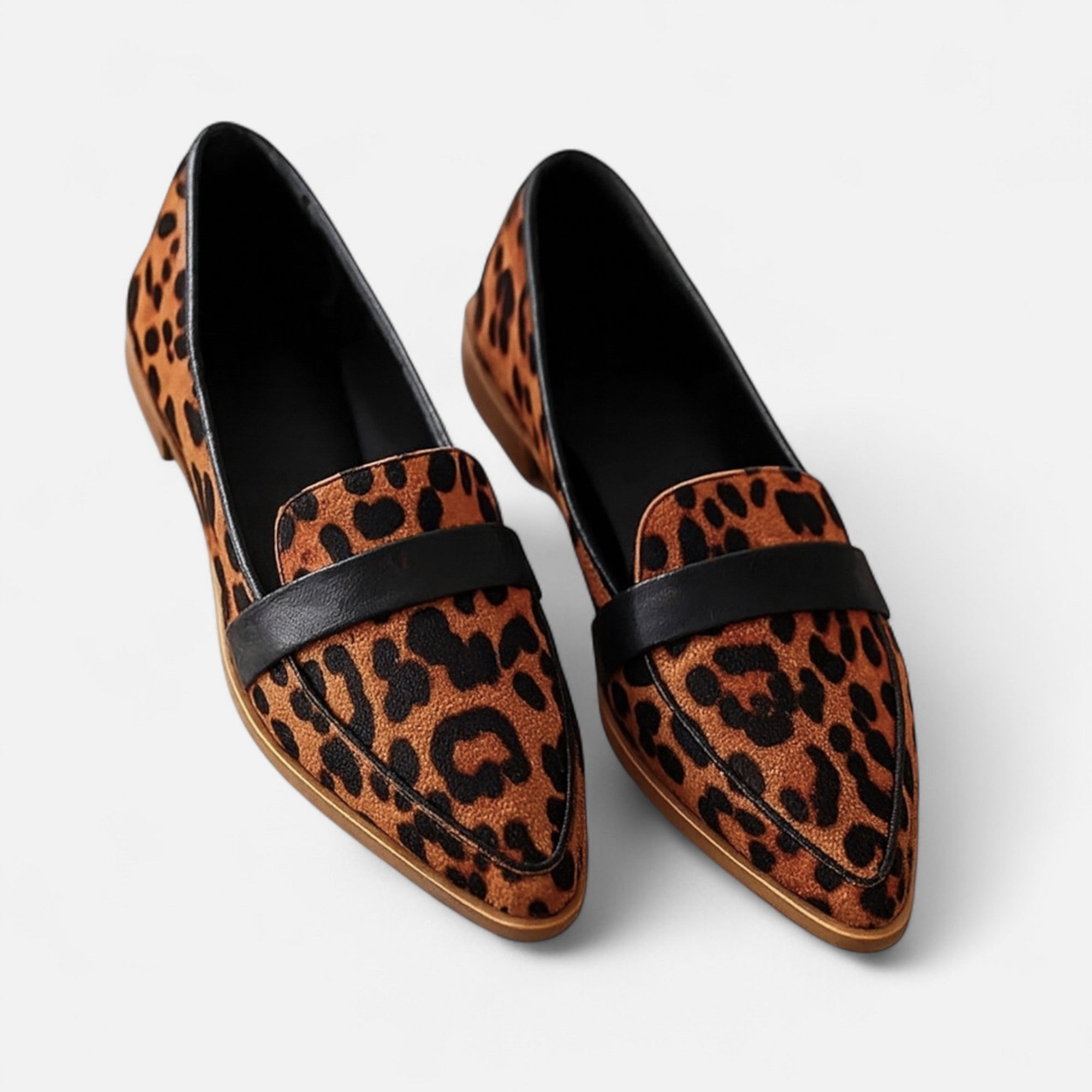 Retro Pointed Loafers for Women
