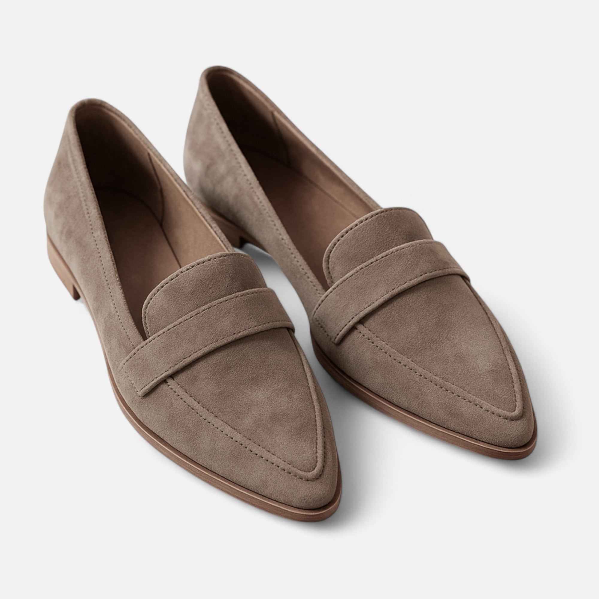 Retro Pointed Loafers for Women