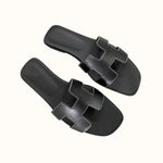 Elegant Flat Sandals for Women