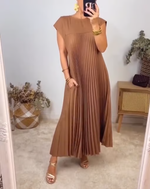 Sleeveless Long Pleated Dress for Women | Ideal for Everyday Wear