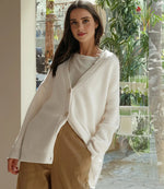 Oversized Women's Cardigan with Long Sleeves and V-Neck with Buttons  