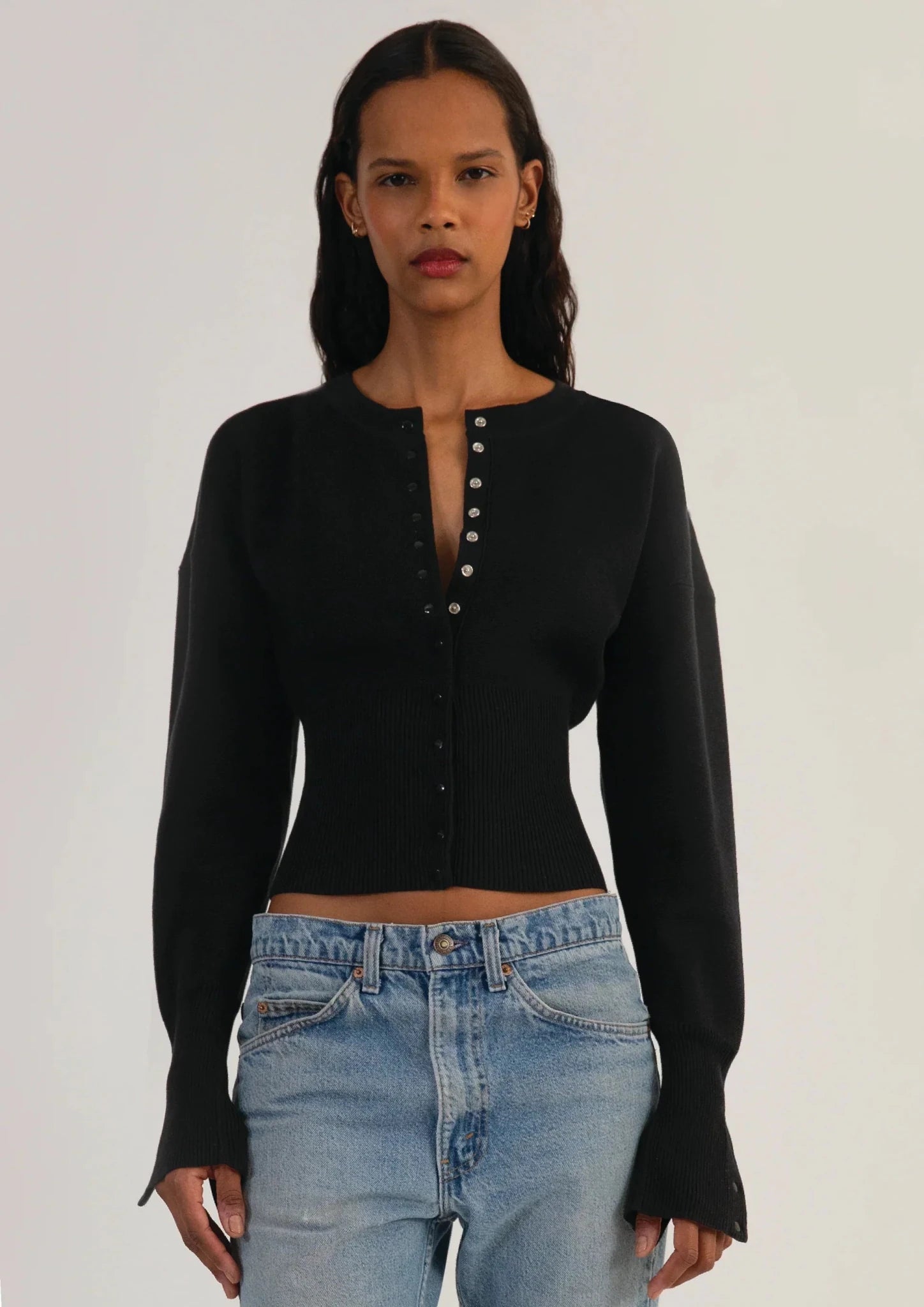 Cardigan boutonné ajusté pour femme - Emilia Lane