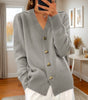 Cardigan Femme en Maille à Boutons Cœur - Emilia Lane