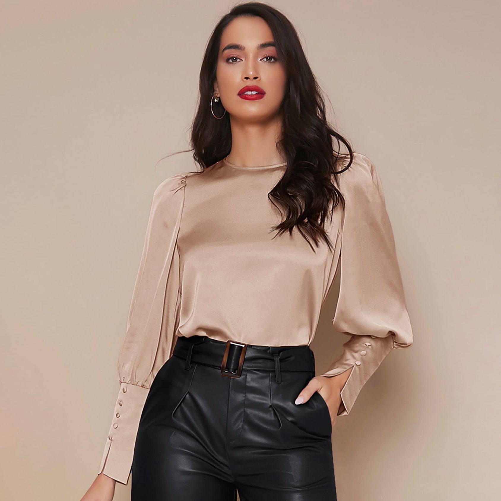 Chemise Satin à Manches Longues pour Femme - Emilia Lane