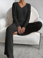 Ensemble Lounge Tricot Détente à Col V pour Femmes - Emilia Lane