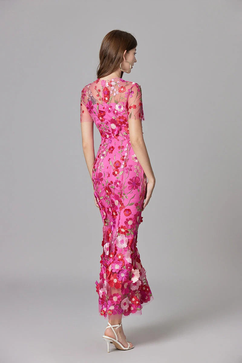 Sleeveless dress for women