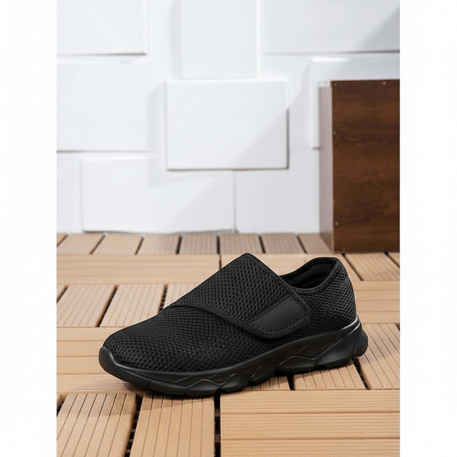 Comfort Basket for Wide Feet in Breathable Mesh for Women