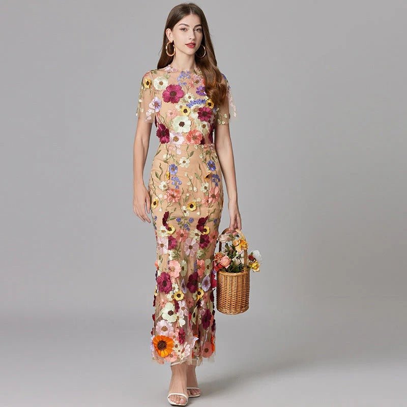 Robe Longue sans Manches à Appliqué Floral pour Femme | Idéale pour les Sorties - Emilia Lane