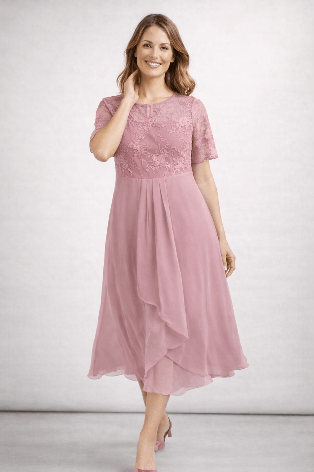 Robe Midi Dentelle et Chiffon pour Femmes - Emilia Lane