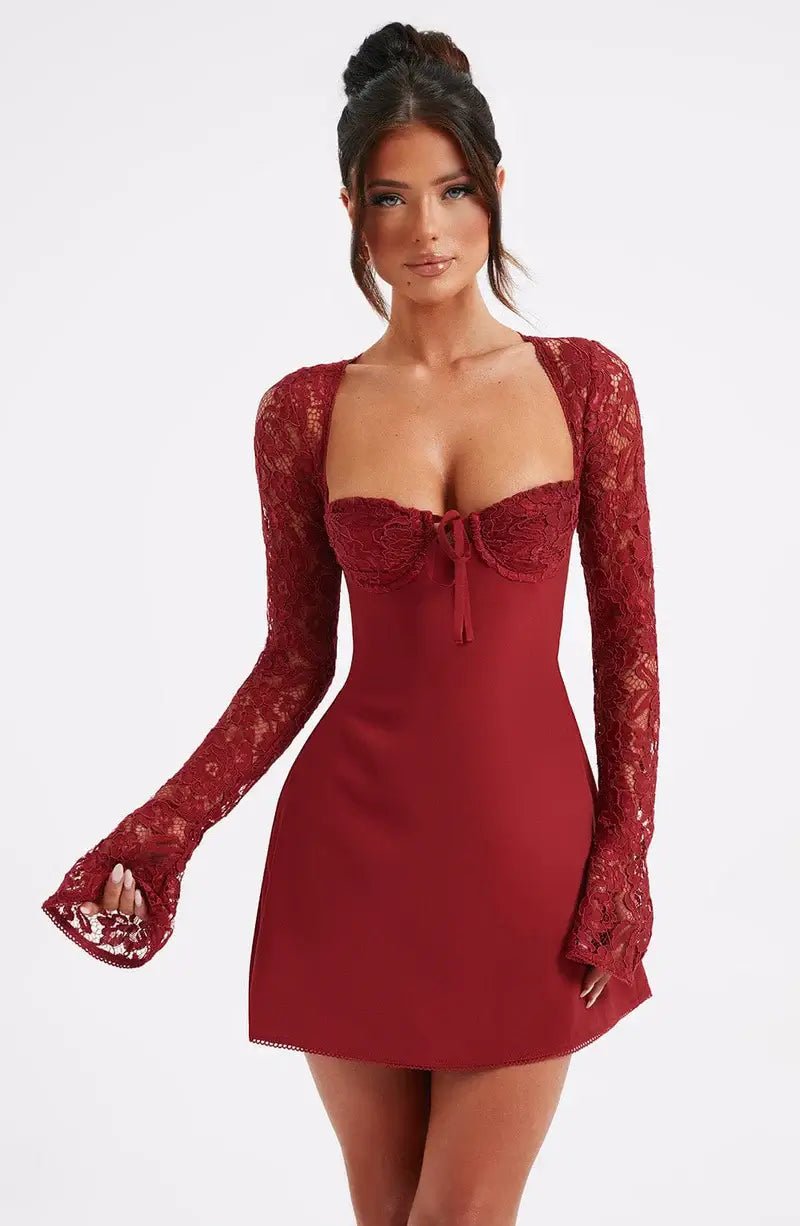 Robe Moulante Manches en Dentelle pour Femmes - Emilia Lane