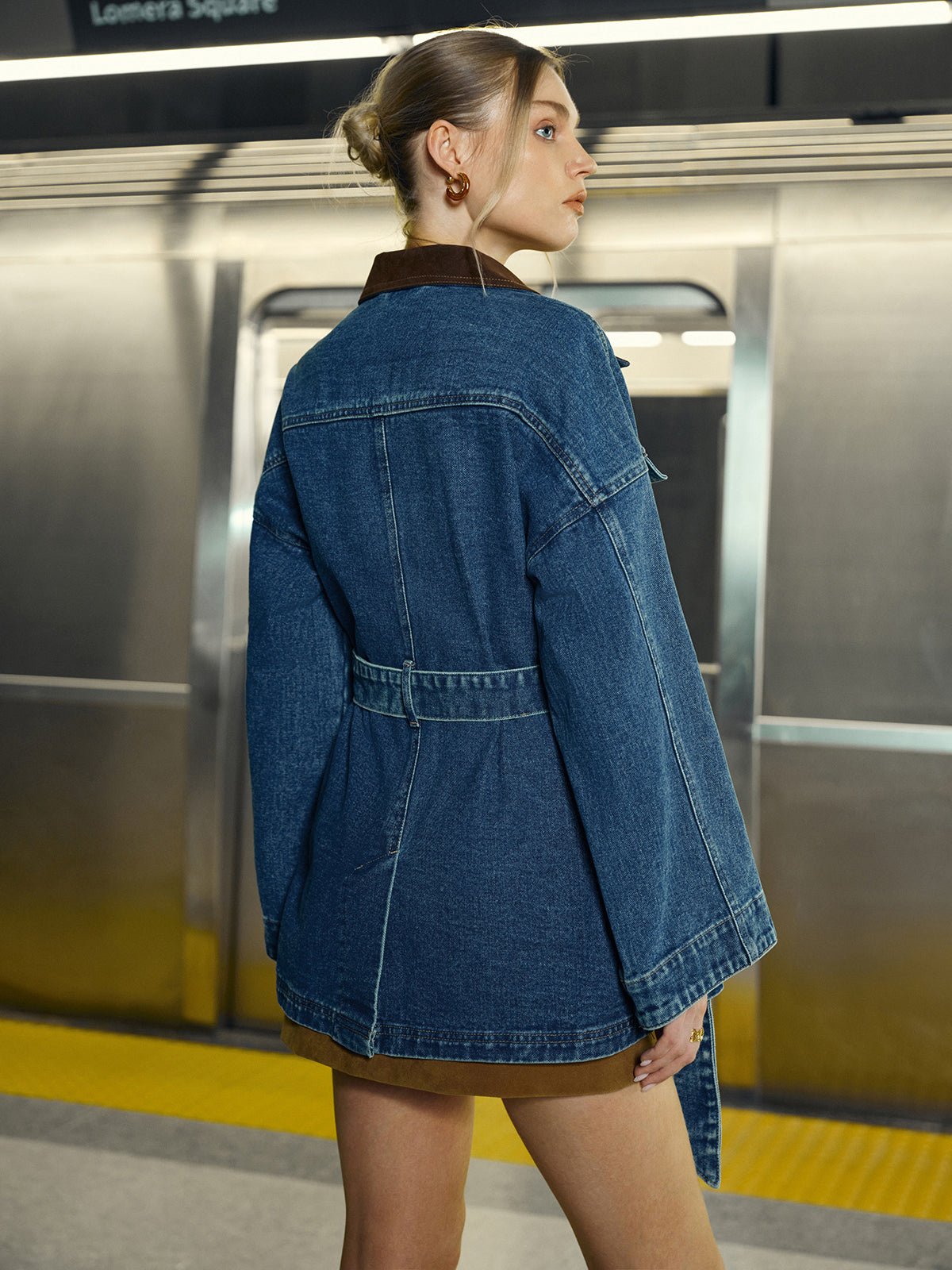 Veste en jean à col rabattu avec ceinture à la taille pour Femme - Emilia Lane